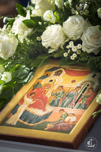 Накануне Рождества Пресвятой Богородицы в академическом храме два архиерея совершили торжественное всенощное бдение