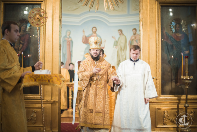 архиепископ Амвросий рукоположил во диакона студента