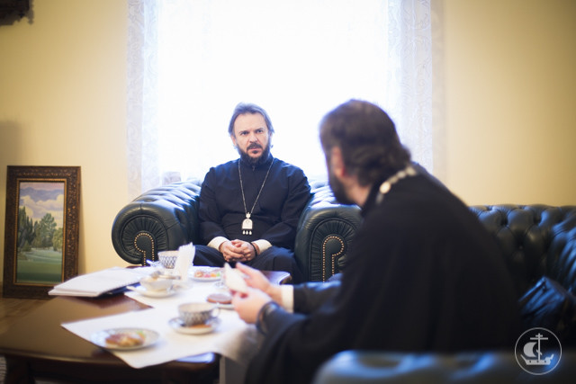 Архиепископ Амвросий и директор «Нового поколения» М.Г. Дмитриев обсудили проблемы педагогики и вопросы сотрудничества