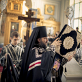 Архиепископ Петергофский Амвросий совершил последование Царских часов Великой пятницы