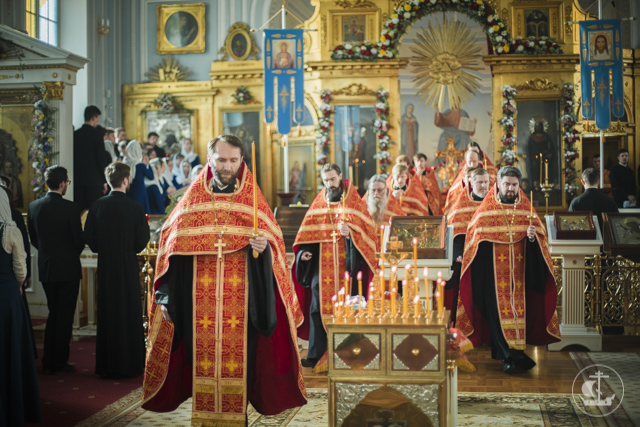Духовная академия молилась о почивших православных христианах