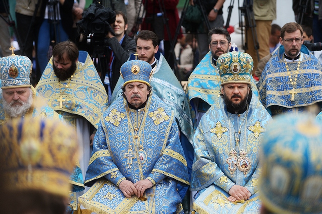 Архиепископ Петергофский Амвросий принял участие в торжествах в Тихвинском монастыре