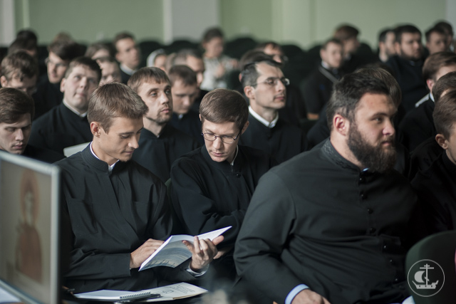 Первый день научной конференции о святом князе Владимире прошел в стенах Духовной Академии