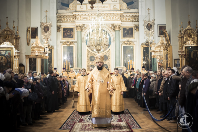 Архиепископ Амвросий совершил Литургию в Князь-Владимирском соборе Санкт-Петербурга