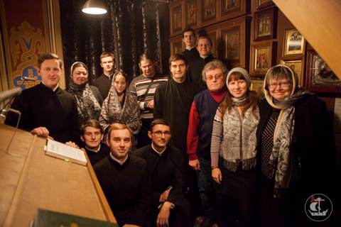 Студенты-третьекурсники и проректор по воспитательной работе совершили паломничество к святыням Северной Руси