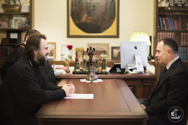 Архиепископ Амвросий встретился с ректором Университета г. Скопье