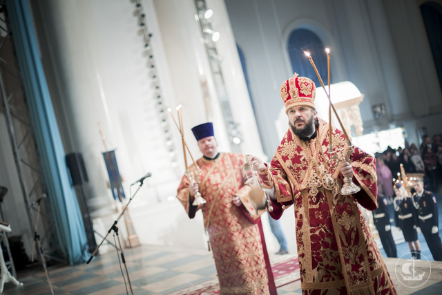 В День Российского студенчества Смольный собор Петербурга торжественно возвращён Церкви