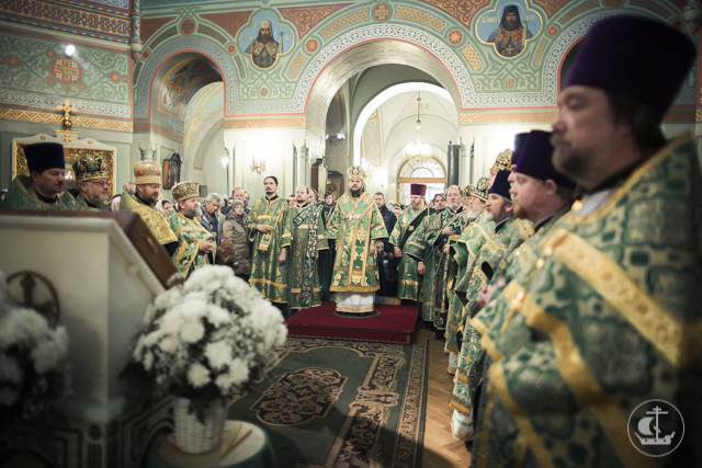 «Днесь светло ликует град святого Петра» – Санкт-Петербург молитвенно почтил память блаженной Ксении