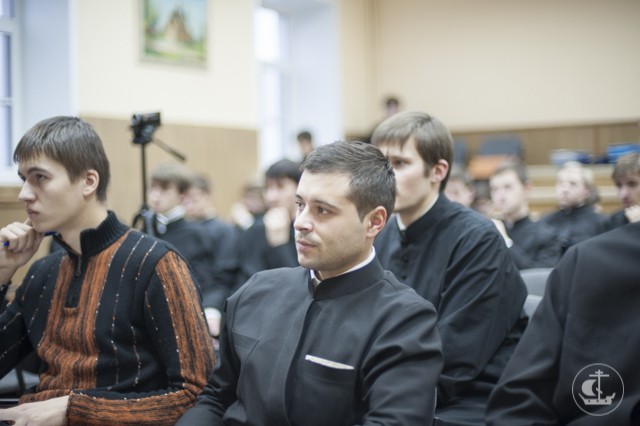 В Санкт-Петербургской православной духовной академии прошел семинар на тему "Семья"