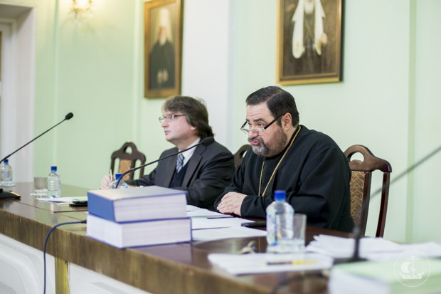В Санкт-Петербургской православной духовной академии успешно защищена кандидатская диссертация