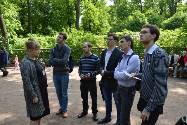 Студенты Духовной Академии побывали на экскурсиях на ледоколе «Красин» и в Летнем саду