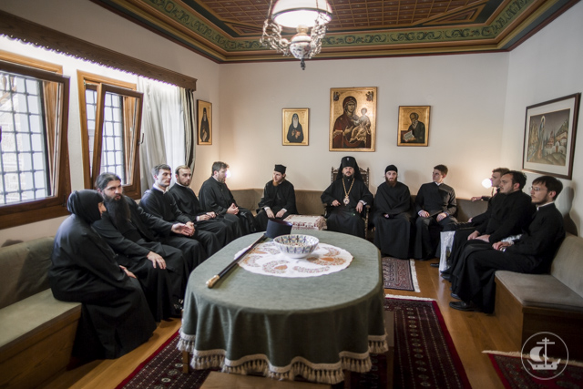Паломники из Санкт-Петербургской Духовной Академии посетили святыни трех митрополий Элладской Православной Церкви