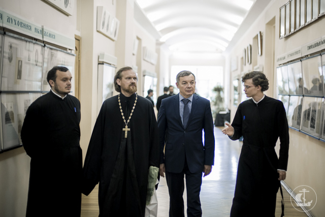 Госпиталь для ветеранов войн и Санкт-Петербургская Духовная Академия заключили договор о сотрудничестве