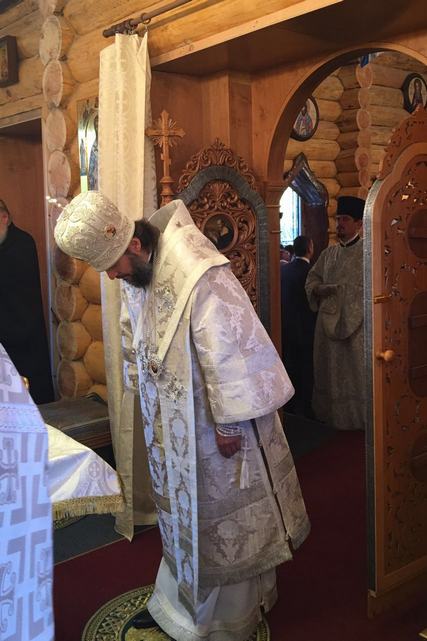 В канун праздника Преображения Господня архиепископ Петергофский Амвросий сослужил Святейшему Патриарху в Североморской епархии