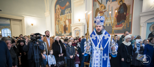 Архиепископ Амвросий возглавил престольные торжества в храме Свято-Владимирской школы