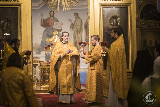 Духовная Академия молитвенно почтила память святителя Николая Мир Ликийского