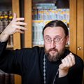 Протоиерей Димитрий Климов: «Чрезмерная официозность Церкви убивает ее дух»