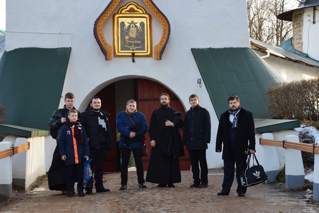 Студенты Академии совершили паломничество в Псково-Печерский монастырь