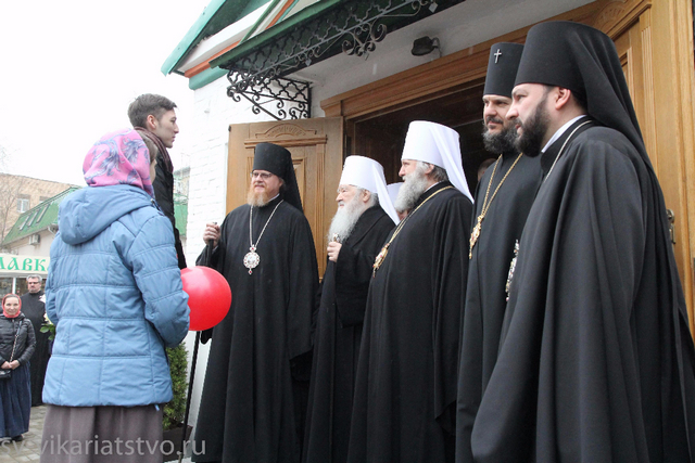 Архиепископ Амвросий поздравил епископа Подольского Тихона с 50-летием 