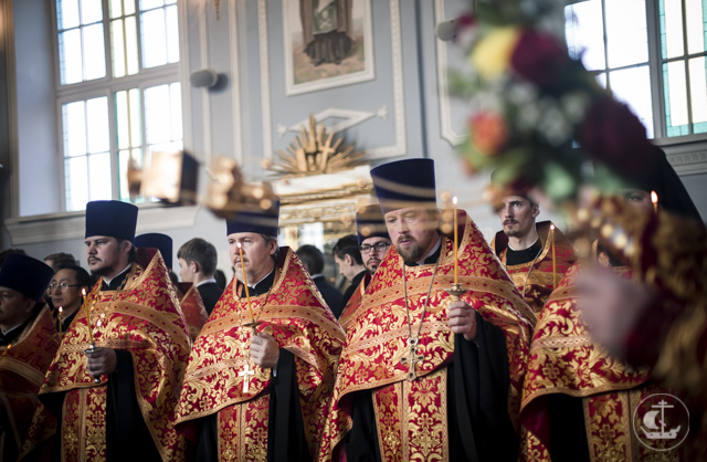 Архиепископ Амвросий совершил всенощное бдение накануне престольного праздника