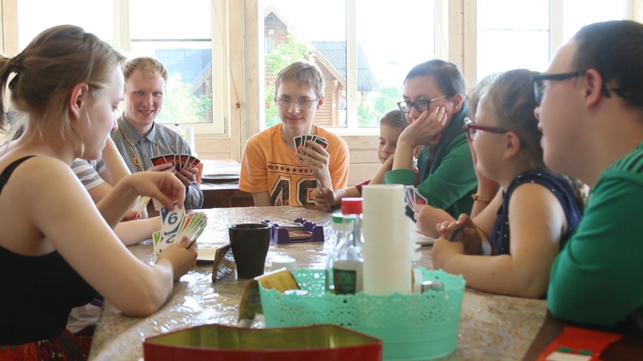 Преподаватель и студент Духовной Академии приняли участие в летнем лагере для семей с детьми с синдромом Дауна