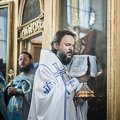 В Неделю 13-ю по Пятидесятнице архиепископ Амвросий совершил воскресные богослужения
