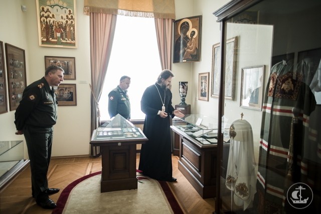 Генерал-майор С.Н. Смолинский посетил Духовную Академию