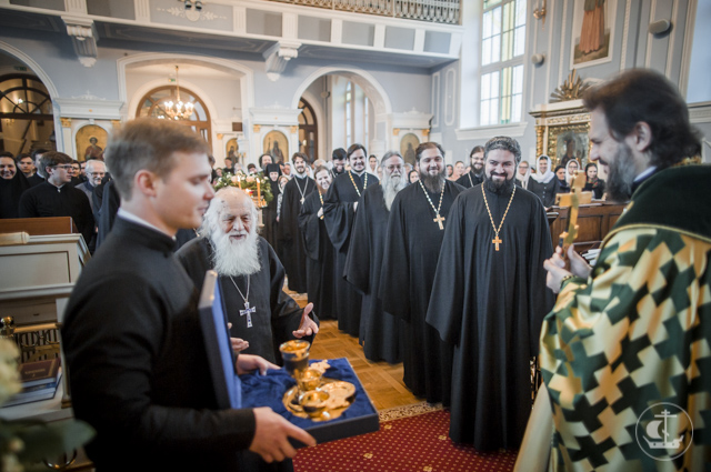 Духовная Академия почтила память преподобного Амвросия Оптинского и поздравила владыку ректора с тезоименитством