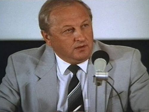 Беседа с судмедэкспертом П.П. Грицаенко, участвовавшим в открытии могилы в Поросенковом Логу в июле 1991 года