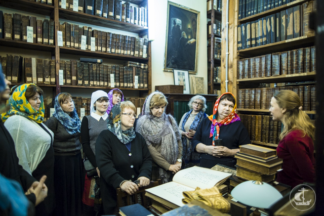 Представители Комитета по образованию и директора школ Великого Новгорода посетили Духовную Академию