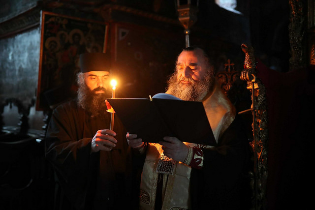 В день памяти священномученика Игнатия Богоносца владыка ректор и академические иеромонахи молились в Ватопедском соборном храме