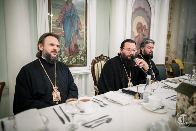 В день памяти Собора новомученников и исповедников Русской Церкви богослужения в академическом храме возглавили четыре архиерея