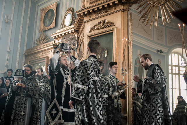 Архиепископ Амвросий совершил Литургию Преждеосвященных Даров в Великий вторник