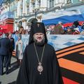 Архиепископ Петергофский Амвросий посетил парад на Дворцовой площади Петербурга