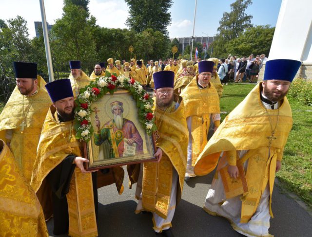 В день 1030-летия Крещения Руси епископ Серафим сослужил митрополиту Санкт-Петербургскому и Ладожскому Варсонофию