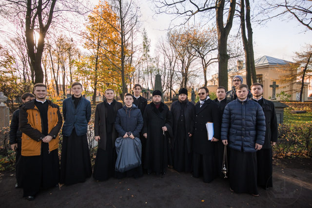 Ректор и студенты Академии молитвенно почтили память Д. С. Бортнянского