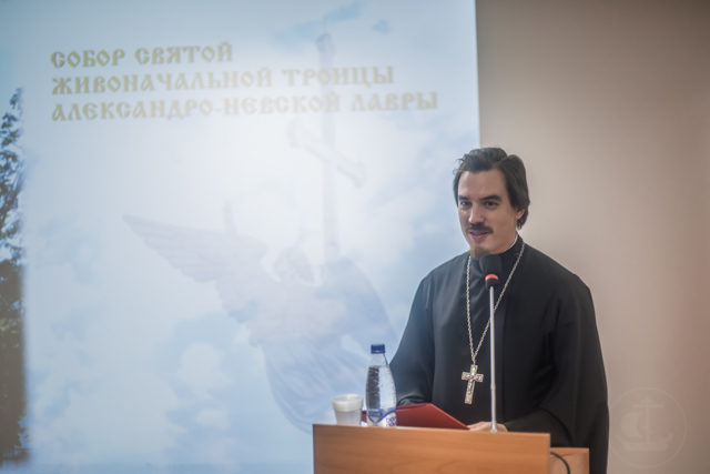 Проректор по научно-богословской работе принял участие в открытии выставки «Православный Санкт-Петербург»