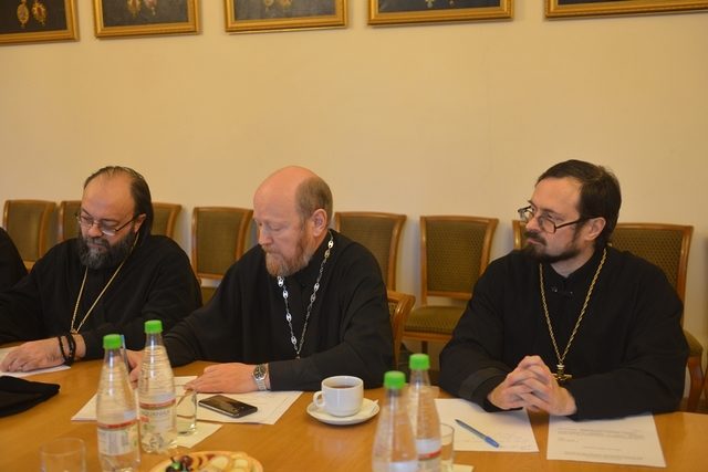 Ректор Академии обсу­дил вопрос преподав­ания теологии в вузах на заседании ОВЦС