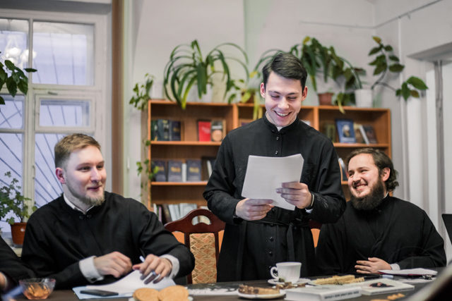 В Духовной Академии прошел круглый стол, посвященный жизни и деятельности митрополита Никодима (Ротова)
