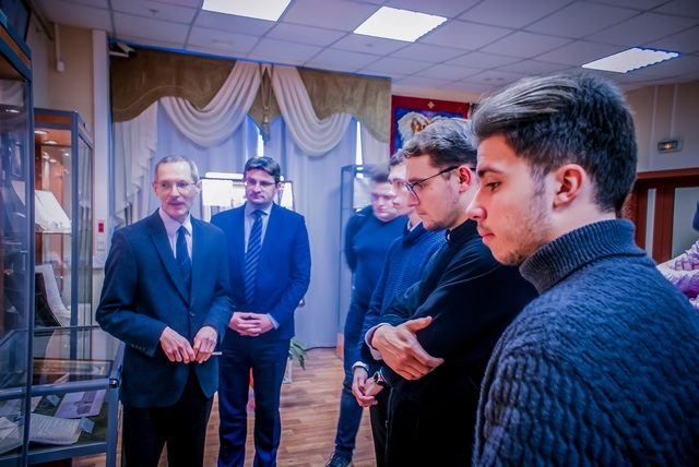 Студенты Академии на Неве посетили выставку «Православный Санкт-Петербург»