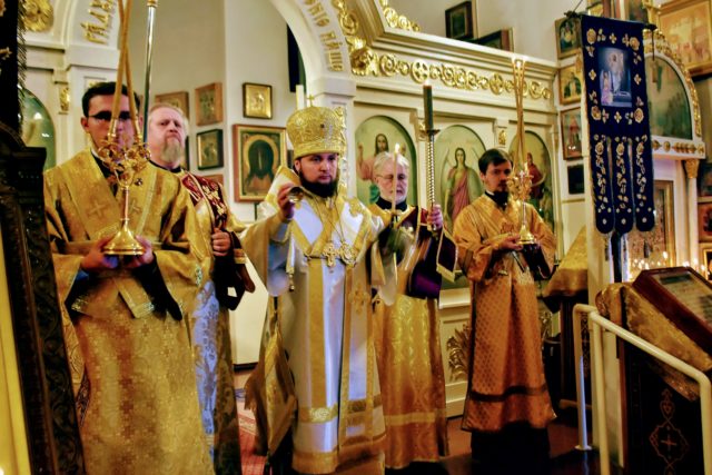 Епископ Петергофский Серафим принял участие в актовом дне Минской Духовной Семинарии